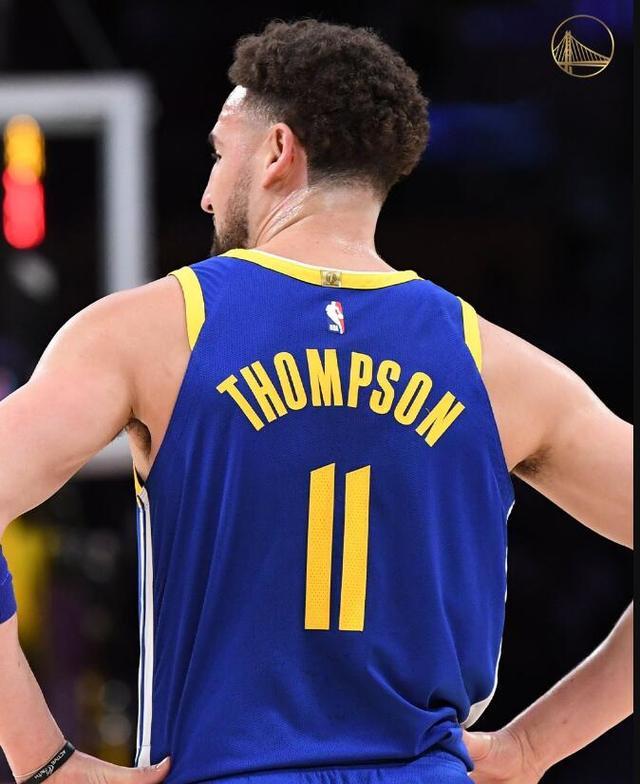 安东尼：我们的目标是进入欧联杯决赛，梦想再披巴西队战袍（安东尼：剑指欧联杯决赛，盼重披巴西战袍）