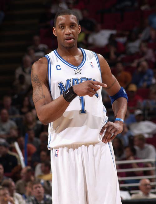 连输埃因霍温、本菲卡，那不勒斯队史首次遭遇欧冠客场连败（先后不敌埃因霍温与本菲卡 那不勒斯欧冠客场队史首次连败）