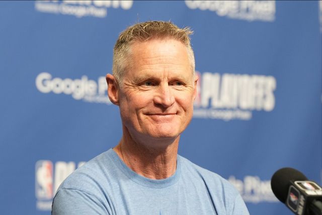 重穿球鞋，前皇马后卫科恩特朗准备参加国王联赛（前皇马后卫科恩特朗重返绿茵，将征战国王联赛）