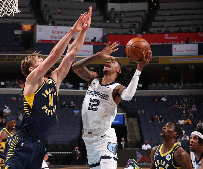 FIFA女足最新排名：中国女足下降1位至第17，亚洲第4（FIFA女足排名更新：中国女足降至第17位 位列亚洲第4）